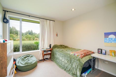 Photo of property in 69 Taiepa Road, Otatara, Invercargill, 9879