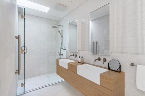 Photo of property in 19a Argyle Street, Hamilton East, Hamilton, 3216