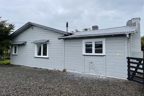 Photo of property in 8a Shanly Street, Waipawa, 4210