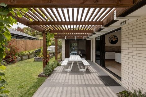 Photo of property in 18 Moira Close, Welcome Bay, Tauranga, 3175