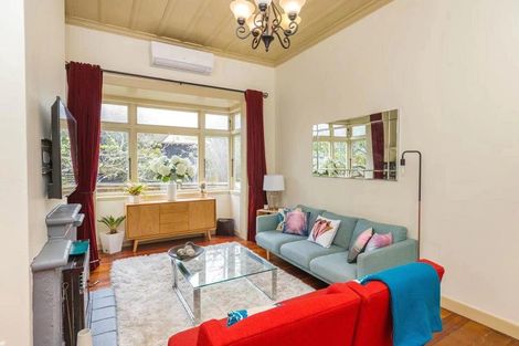 Photo of property in 25 Balmain Road, Birkenhead, Auckland, 0626