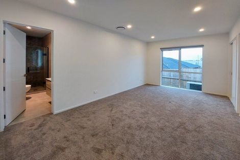 Photo of property in 66 Taikura Avenue, Red Beach, 0932