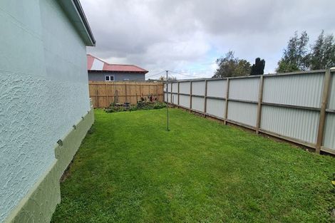 Photo of property in 53 Rhodes Street, Waimate, 7924