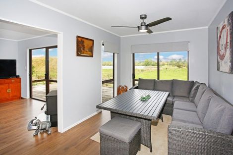 Photo of property in 1162 Churchill Road, Pukekawa, Tuakau, 2696
