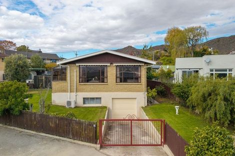 Photo of property in 17 Fox Street, Alexandra, 9320