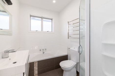 Photo of property in 125 Centaurus Road, Huntsbury, Christchurch, 8022