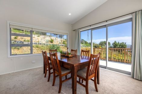 Photo of property in 20 Madeira Close, Whitby, Porirua, 5024