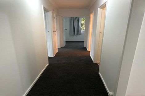 Photo of property in 42 Pisces Road, Glen Eden, Auckland, 0602