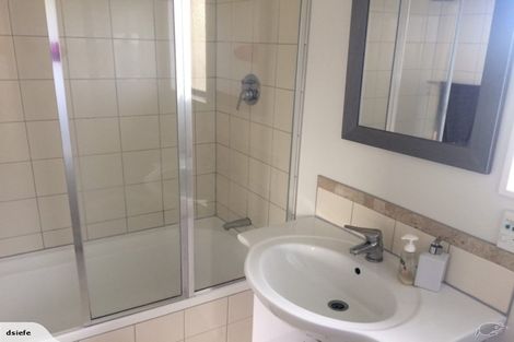 Photo of property in 18 Rice Crescent, Newlands, Wellington, 6037