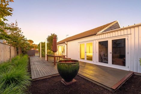 Photo of property in 65 Idris Road, Fendalton, Christchurch, 8052