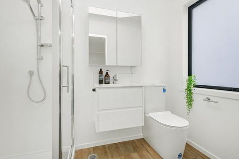 Photo of property in 1b Pembroke Street, Tawa, Wellington, 5028