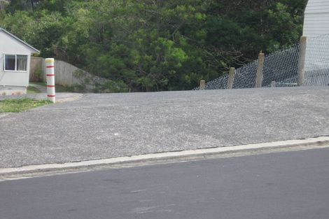 Photo of property in 1/12 Fernlea Rise, Bayview, Auckland, 0629