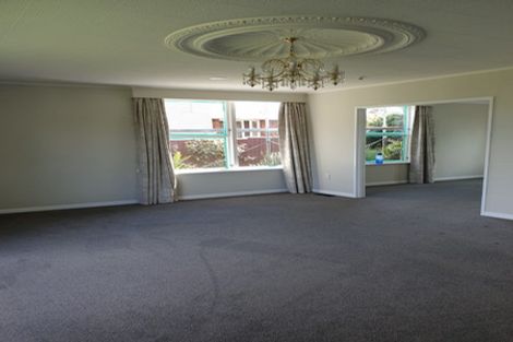 Photo of property in 10 Rakino Place, Awapuni, Palmerston North, 4412
