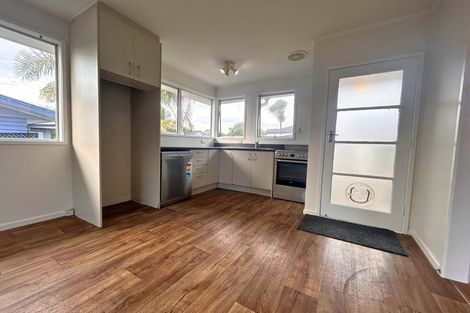 Photo of property in 53 Helena Street, Massey, Auckland, 0614