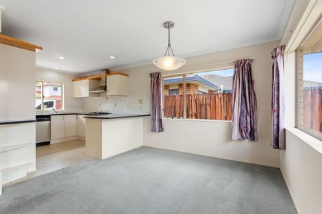 Photo of property in 9 Redcastle Drive, East Tamaki, Auckland, 2013