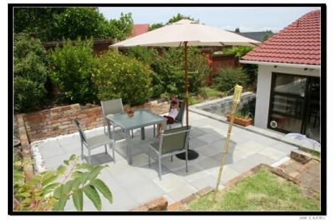 Photo of property in 15 Longwood Place, Forrest Hill, Auckland, 0620