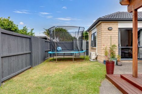 Photo of property in 25 Kahira Crescent, Papamoa Beach, Papamoa, 3118