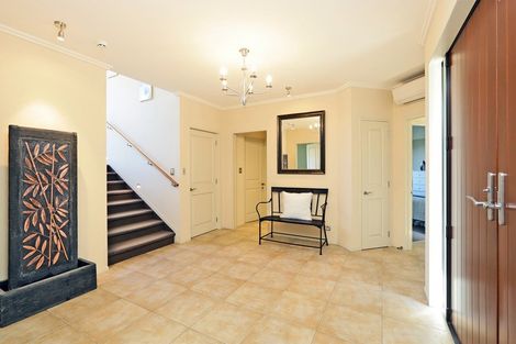 Photo of property in 102 Kent Terrace, Taradale, Napier, 4112