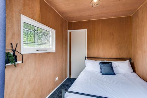 Photo of property in 100 Guppy Road, Taradale, Napier, 4112