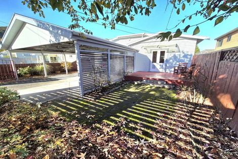 Photo of property in 22 Rossiter Avenue, Waterloo, Lower Hutt, 5011