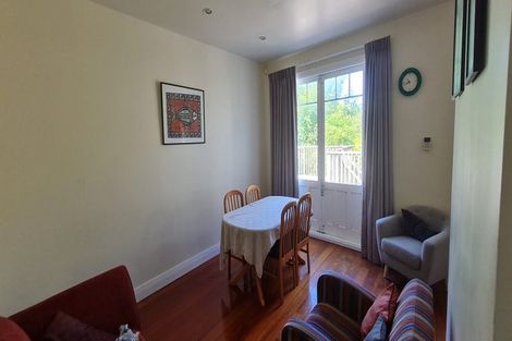 Photo of property in 102 Standen Street, Karori, Wellington, 6012
