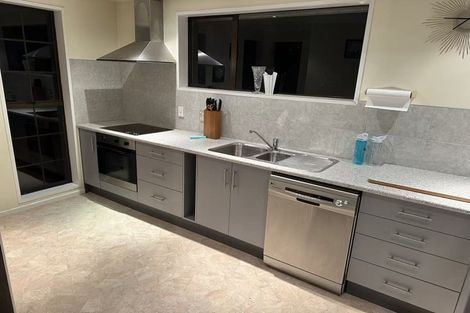 Photo of property in 100 London Street, Dunedin Central, Dunedin, 9016