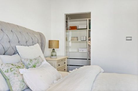Photo of property in 33 Wallace Road, Hobsonville, Auckland, 0616
