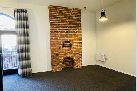 Photo of property in 9/5 Jetty Street, Dunedin Central, Dunedin, 9016