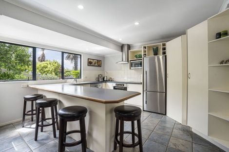 Photo of property in 40 Westview Court, Somerville, Auckland, 2014