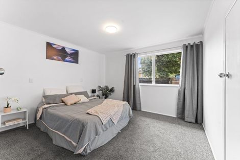 Photo of property in 21 Mcquarrie Avenue, Wattle Downs, Auckland, 2103