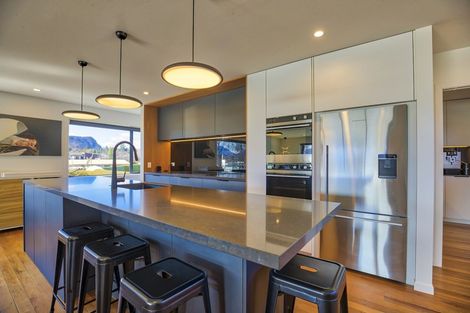 Photo of property in 156 Upton Street, Wanaka, 9305