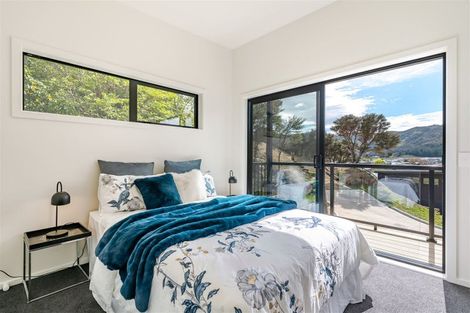 Photo of property in 11 Hastings Grove, Wainuiomata, Lower Hutt, 5014