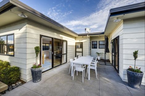 Photo of property in 8 Mission Road, Greenmeadows, Napier, 4112