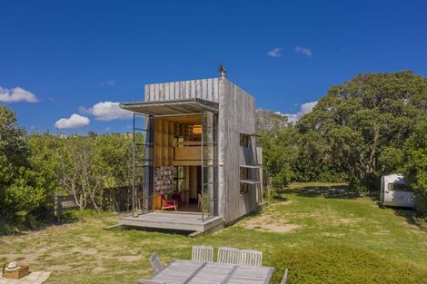 Photo of property in 342 Tangiora Avenue, Whangapoua, Coromandel, 3582