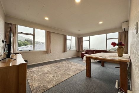 Photo of property in 34 Arapiko Street, Johnsonville, Wellington, 6037