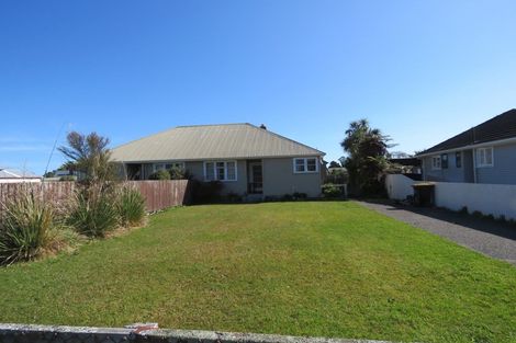 Photo of property in 48 Domett Street, Westport, 7825