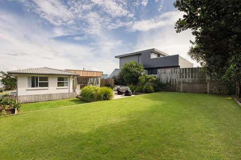 Photo of property in 11 Lee Street, Mount Maunganui, 3116
