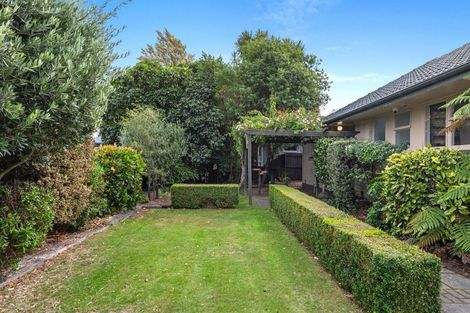 Photo of property in 12 Saint Ives Street, Harewood, Christchurch, 8051