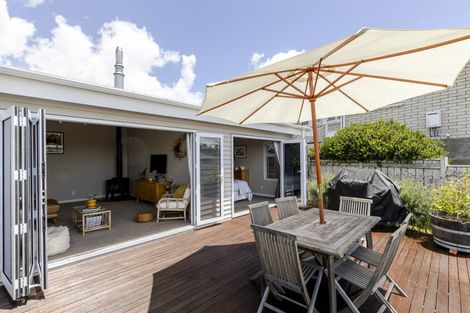 Photo of property in 56 Crownhill Street, Spotswood, New Plymouth, 4310