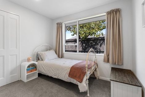 Photo of property in 14 Pearce Place, Kaiapoi, 7630