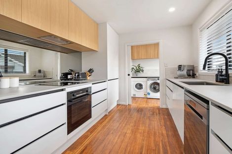 Photo of property in 53 Woodbury Street, Russley, Christchurch, 8042