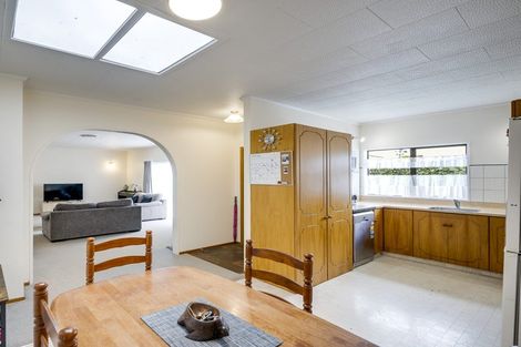 Photo of property in 2/623 Frederick Street, Mahora, Hastings, 4120