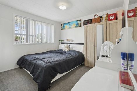 Photo of property in 29 Othello Drive, Clover Park, Auckland, 2023