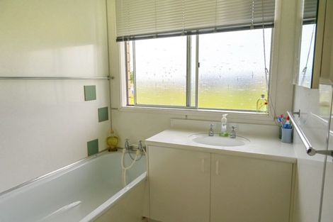 Photo of property in 11 Centennial Avenue, Balclutha, 9230