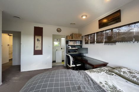 Photo of property in 88 Canongate Street, Birkdale, Auckland, 0626