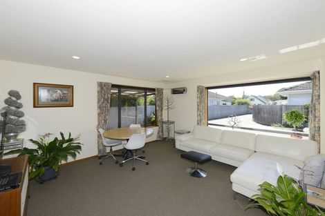 Photo of property in 82 Middleton Road, Upper Riccarton, Christchurch, 8041