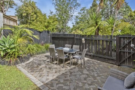 Photo of property in 2/20 Flavia Close, Torbay, Auckland, 0630