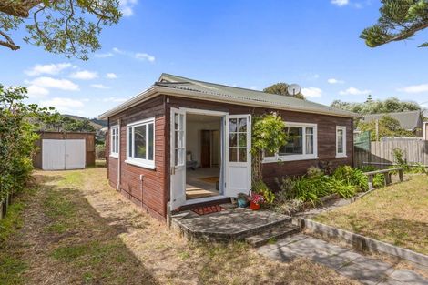 Photo of property in 18 Forest Lane, Raumati South, Paraparaumu, 5032