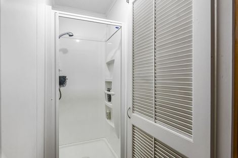 Photo of property in 31 Te Kupe Road, Paraparaumu Beach, Paraparaumu, 5032