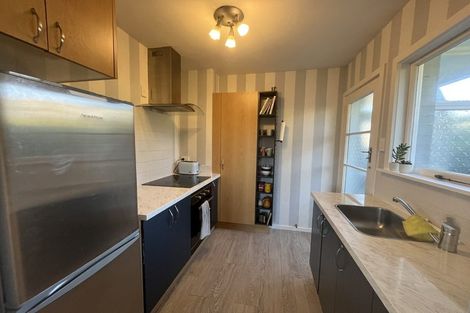 Photo of property in 1/5a Holliss Avenue, Cashmere, Christchurch, 8022